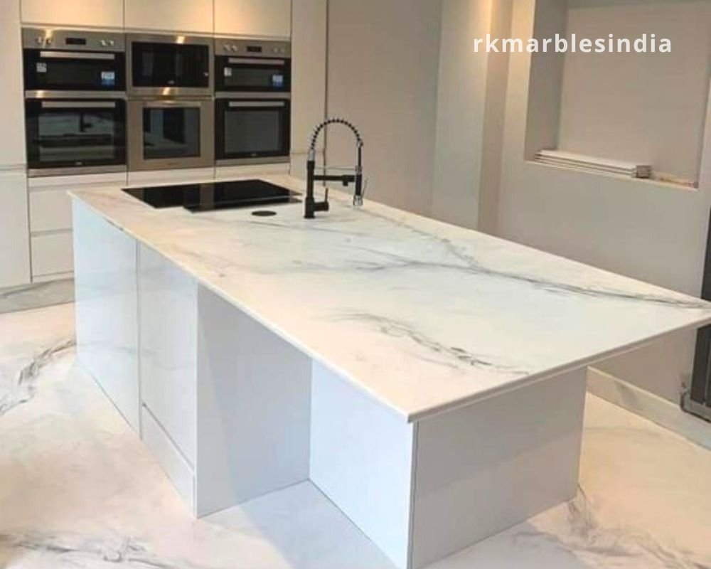 white marble countertops 