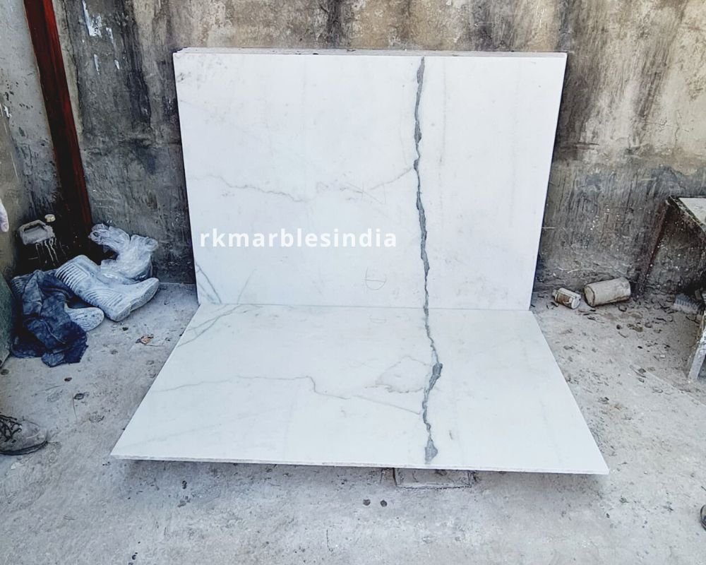 The Allure of Stunning White Marble Slabs